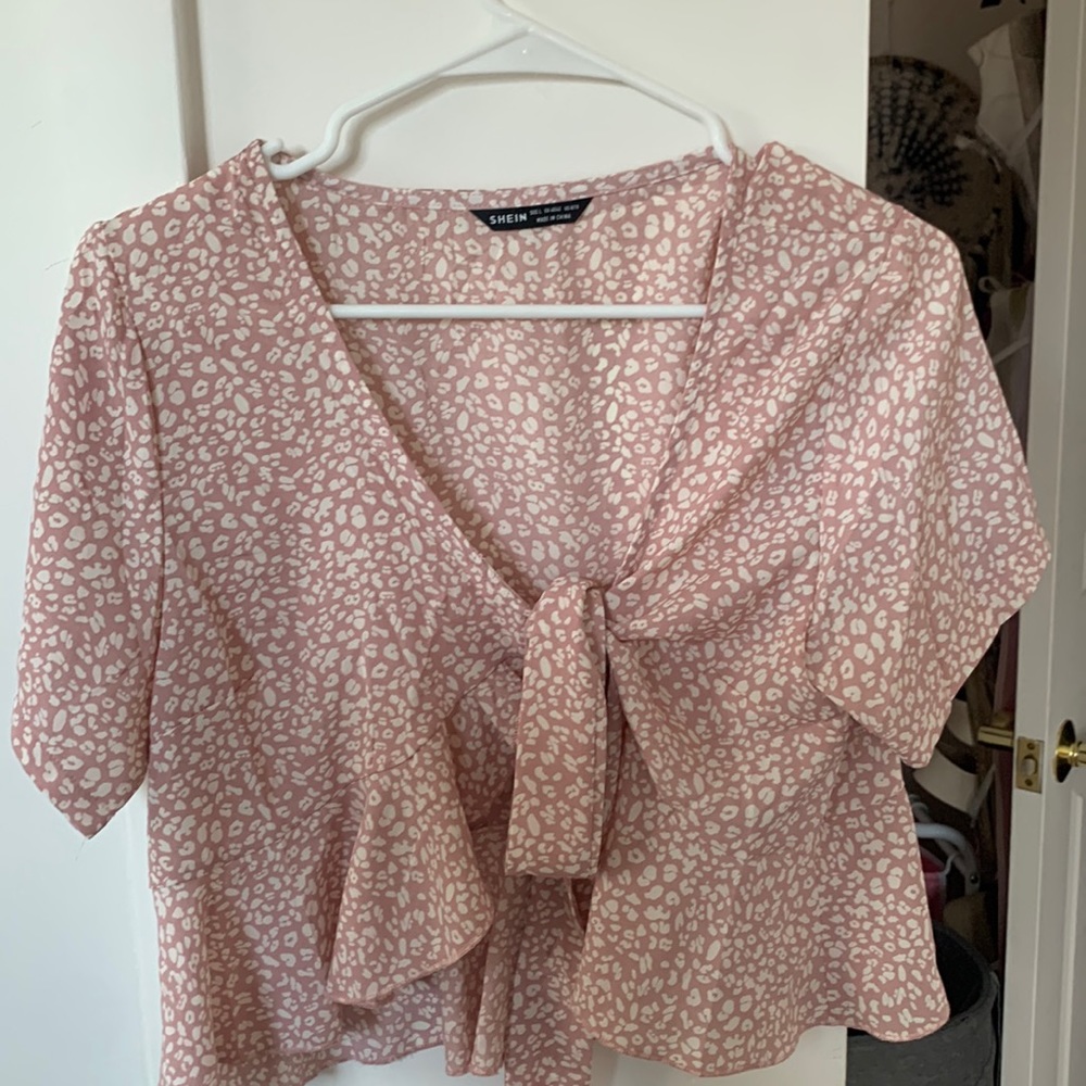 SHEIN tie shirt- NEVER WORN!!